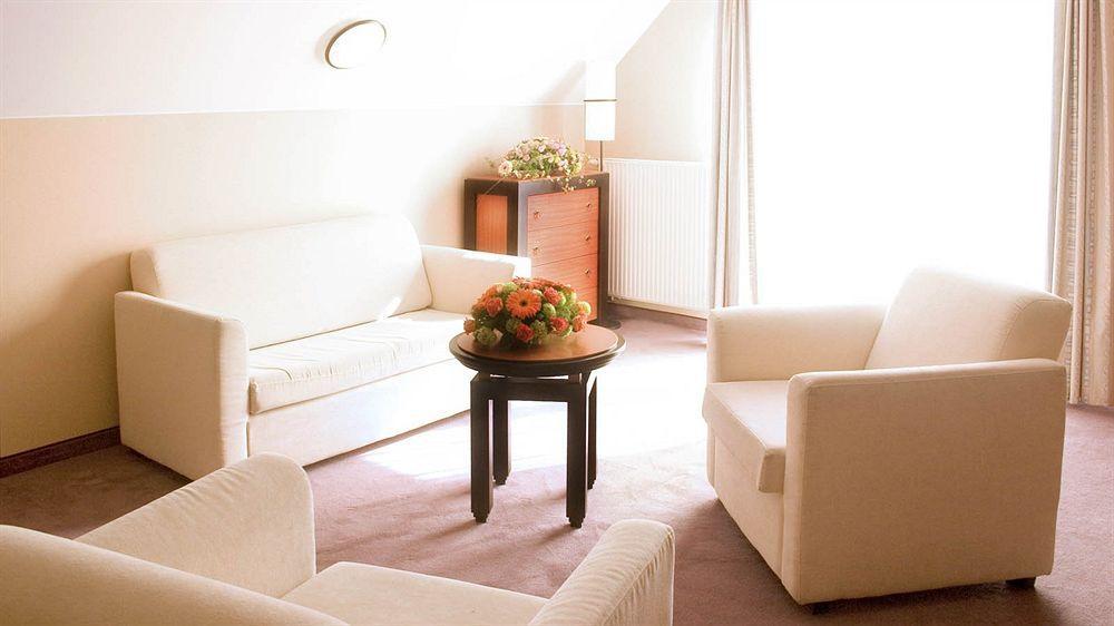 Leba Hotel & Spa Ngoại thất bức ảnh