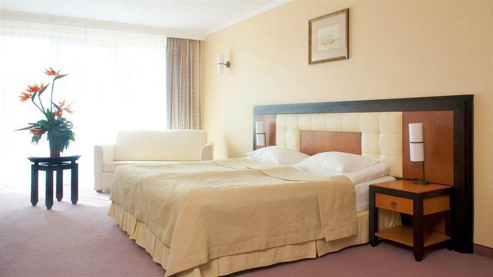 Leba Hotel & Spa Ngoại thất bức ảnh