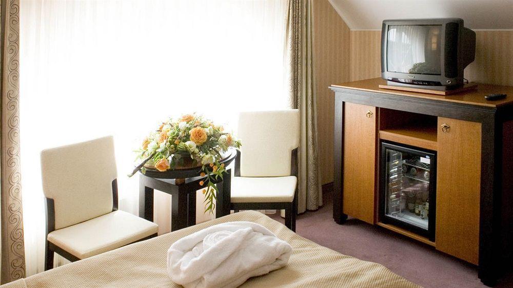 Leba Hotel & Spa Ngoại thất bức ảnh