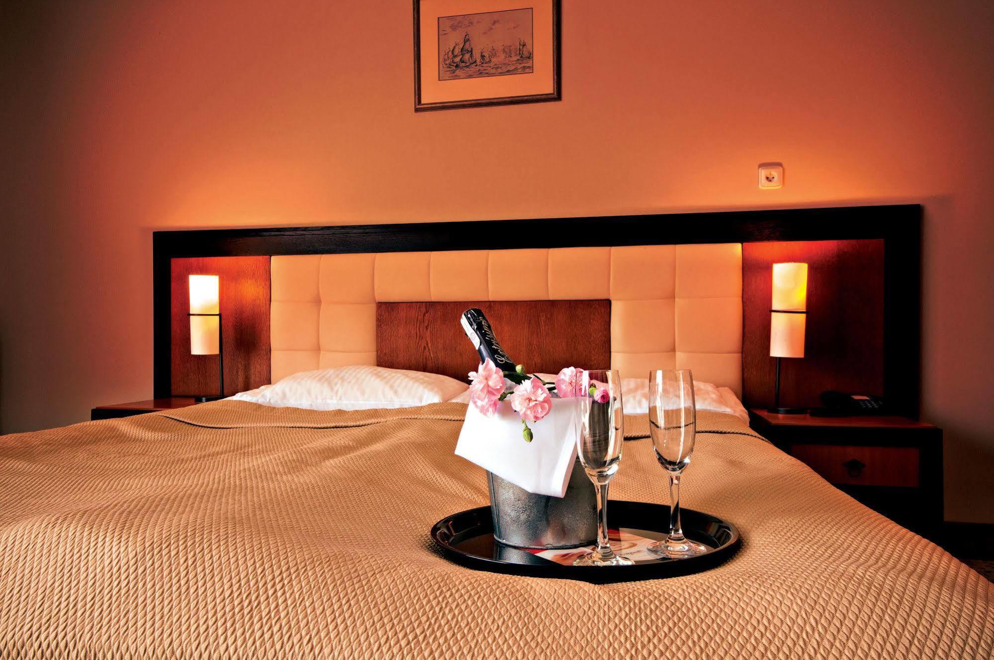 Leba Hotel & Spa Ngoại thất bức ảnh