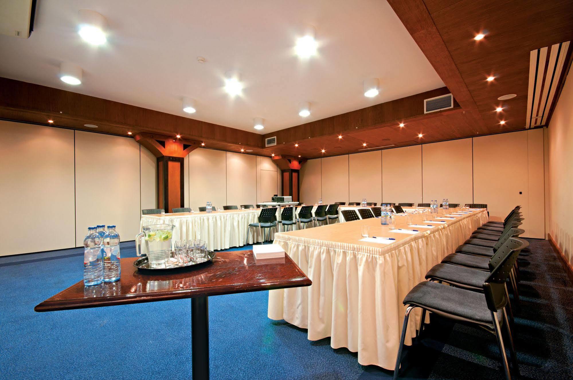 Leba Hotel & Spa Ngoại thất bức ảnh